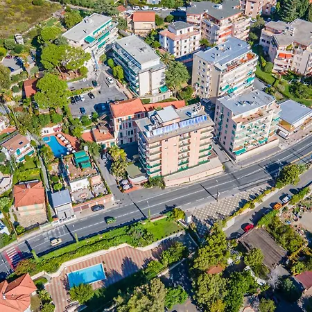 Bobby Executive Hotel