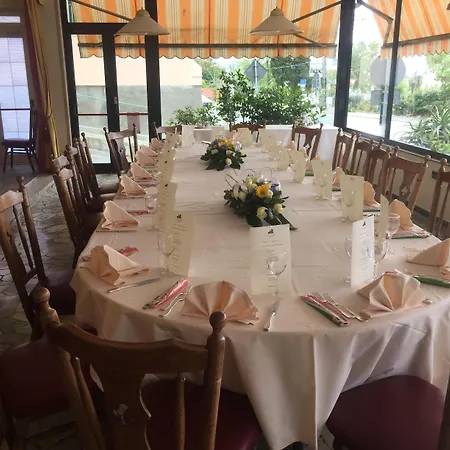 Bobby Executive Hotel