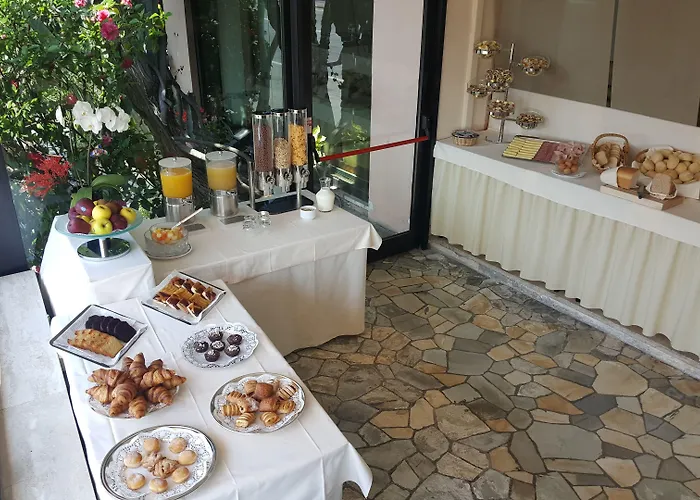 Bobby Executive Hotel 3*