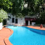 Bobby Executive Hotel 3*