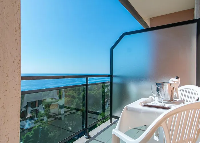 ホテル Bobby Executive 3*